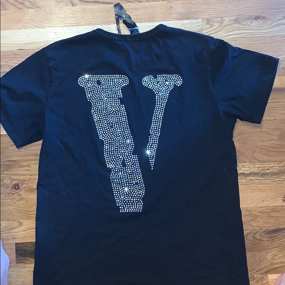 VLONE Other - Friends VLONE shirt (Diamond studded)
